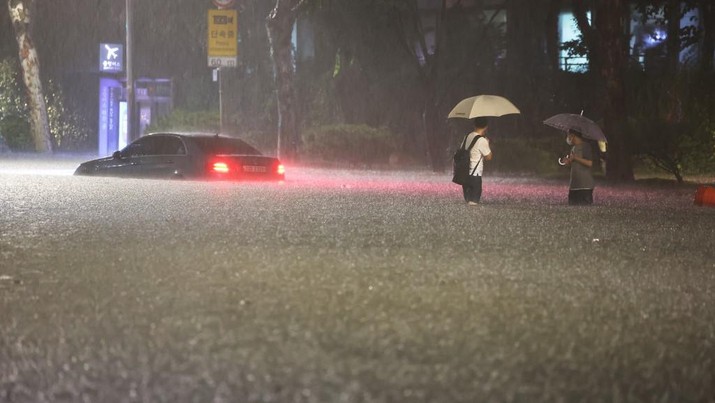 Banjir Bandang Rendam Seoul, 7 Orang Dilaporkan Tewas