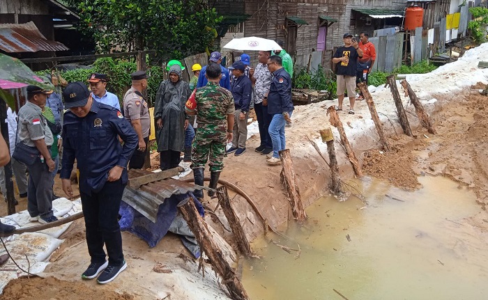 Dewan Kunjungi Lokasi Banjir Lumpur di Lok Bahu, Ini Hasilnya