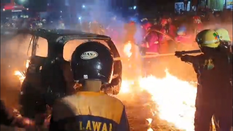 Polisi Klaim Kantongi Identitas Sopir Mobil Pengetap BBM yang Terbakar di Samarinda