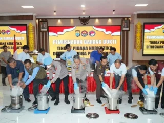 Polda Kaltim Musnahkan 32 Kilogram Sabu Hasil Pengungkapan Jaringan Lintas Provinsi