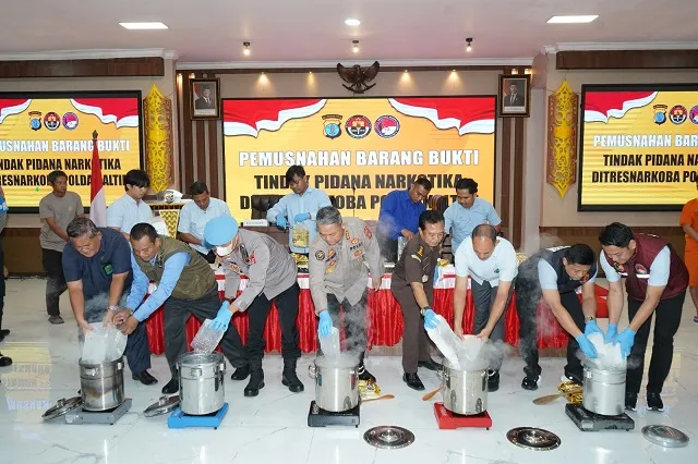 Polda Kaltim Musnahkan 32 Kilogram Sabu Hasil Pengungkapan Jaringan Lintas Provinsi