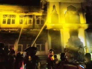 Pondok Pesantren Nabil Husein Samarinda Terbakar, Diduga Akibat Arus Pendek Laptop