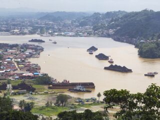 Sungai Mahakam bakal Dikeruk, Gubernur Kaltim Siapkan Normalisasi Besar-besaran Kaltim Gagas Wisata Malam Sungai Mahakam, Tinggalkan Bongkar Muat Batu Bara
