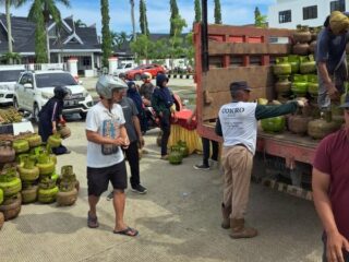 Pasar Murah di Kukar Diserbu Warga, Disperindag Pastikan Stok Aman Jelang Idul Adha