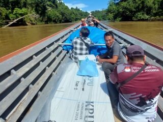 Polda Kaltim Kawal Ketat Pergeseran Kotak Suara PSU di Mahakam Ulu