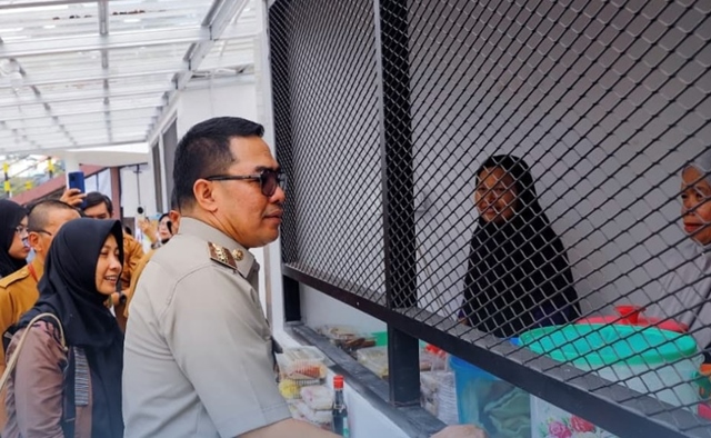 Unik! Taman di Samarinda Ini Tak Pakai Listrik PLN, Semuanya dari Energi Surya dan Angin