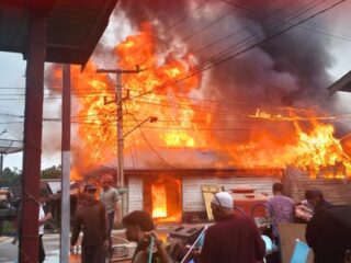 7 Rumah Terbakar di Kukar