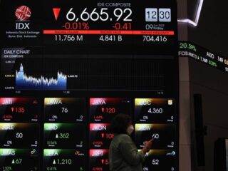 IHSG Melemah, Sentimen Global dan Regional Tekan Pasar Saham Indonesia