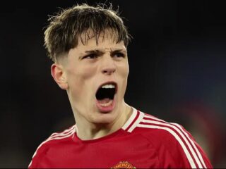 Garnacho Pilih Chelsea atau Siap Duduk di Bangku Cadangan Manchester United