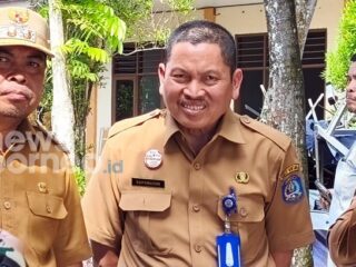 Bontang Rayakan Kemerdekaan dengan Bagi-Bagi Seragam Sekolah Gratis